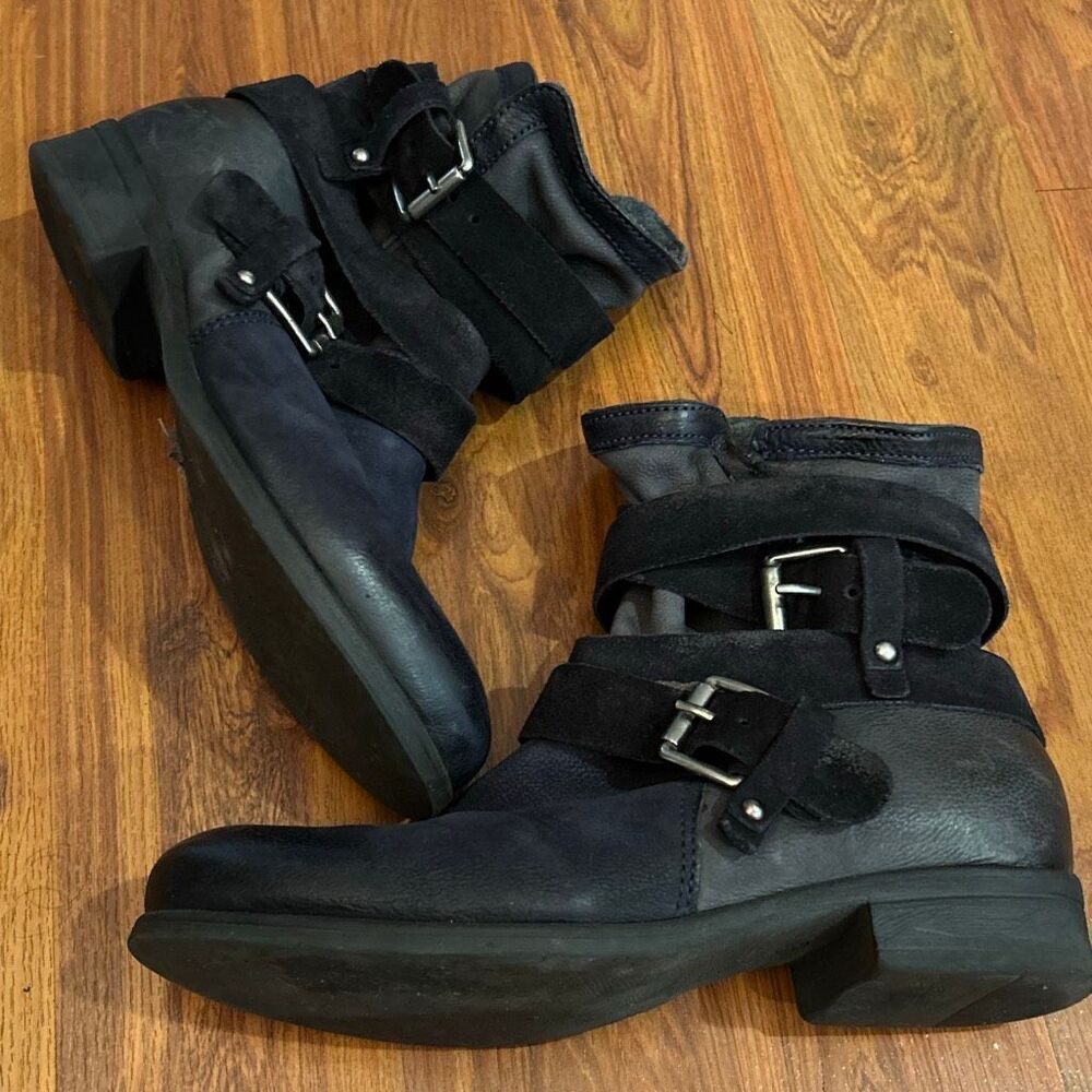 Miz Mooz Shane black boots size 40 (9.5) booties Chunky heel boots Moto boots bi